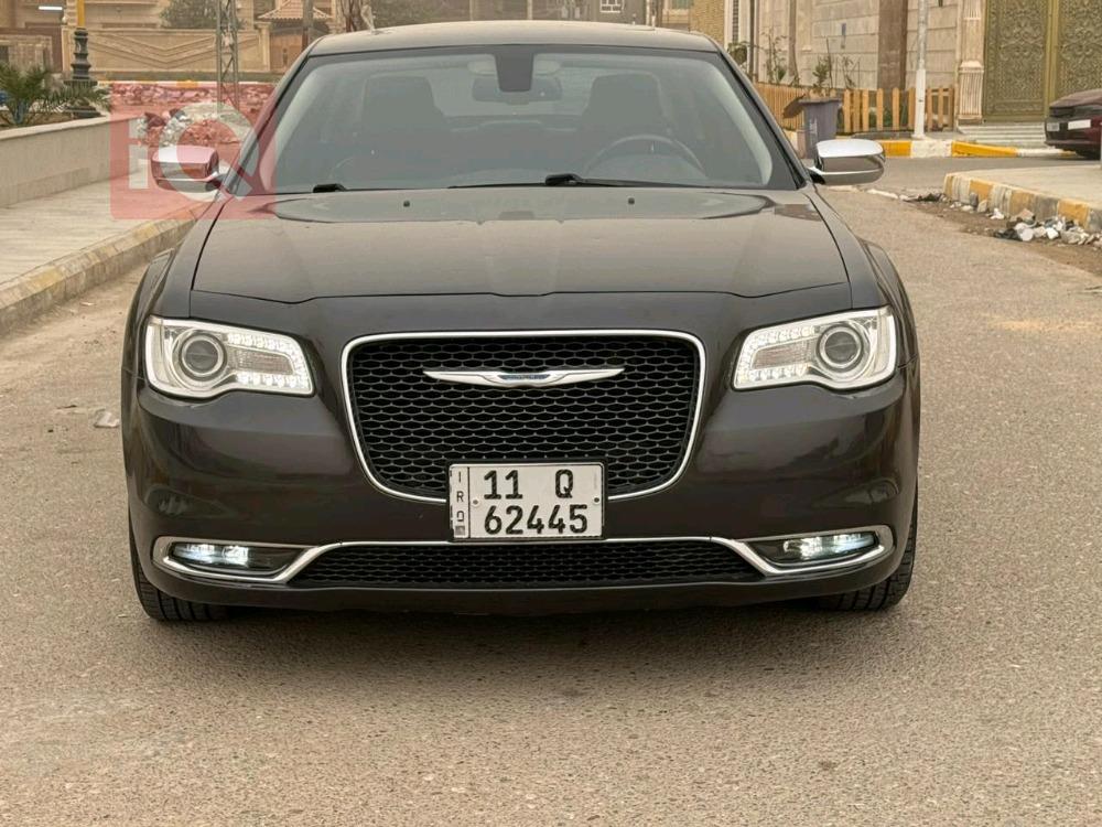 كرايسلر 300